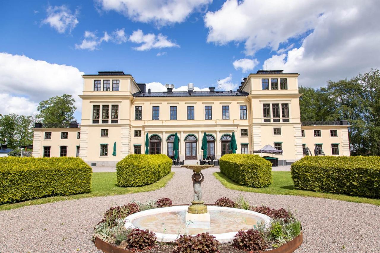 Готель Ranaes Slott Ranas Екстер'єр фото