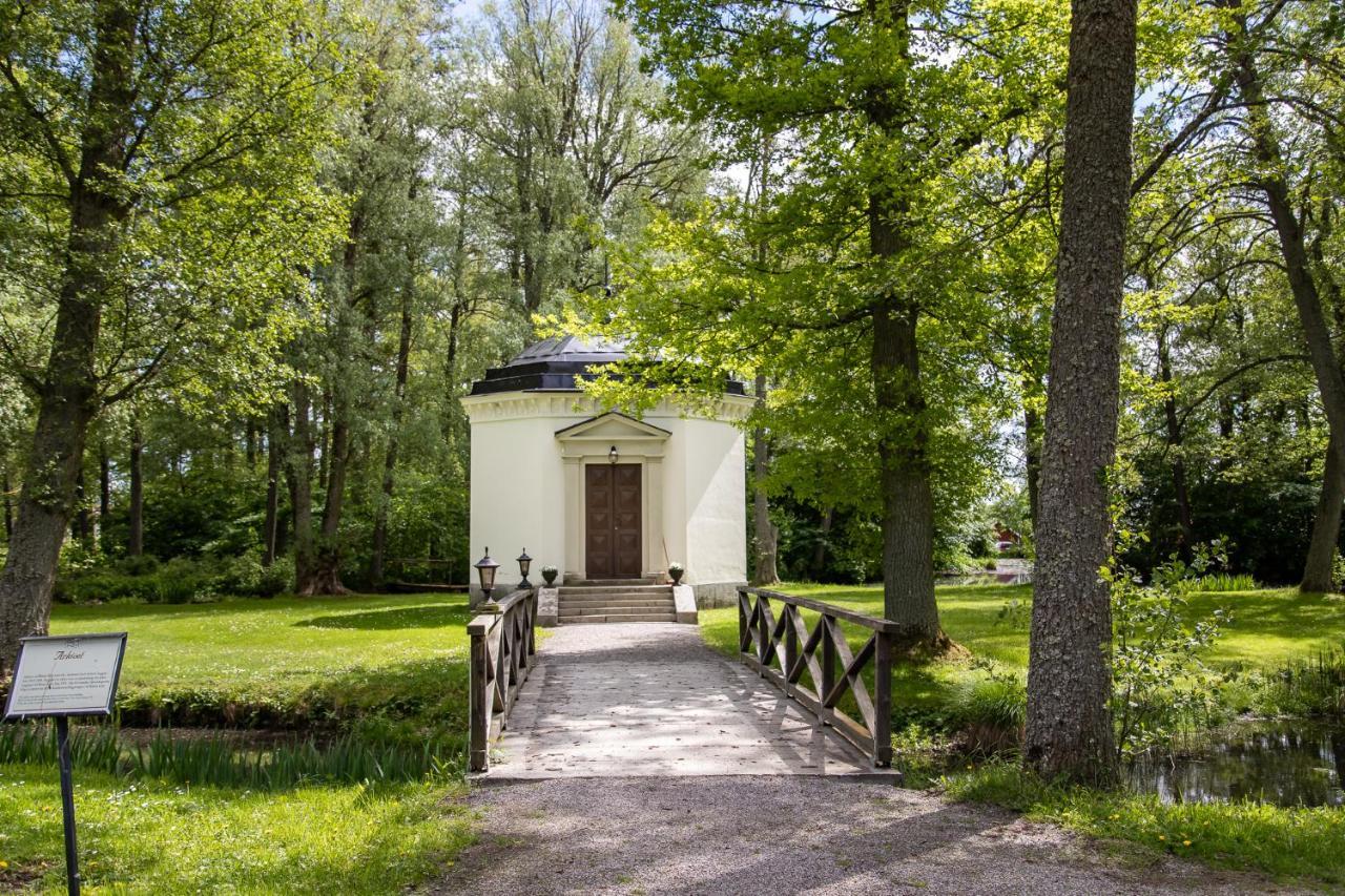 Готель Ranaes Slott Ranas Екстер'єр фото