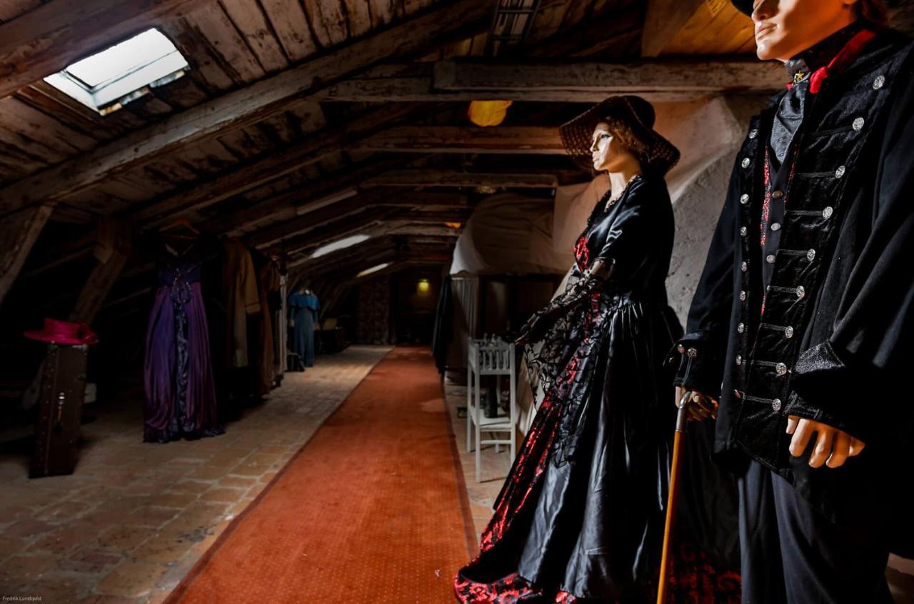 Готель Ranaes Slott Ranas Екстер'єр фото