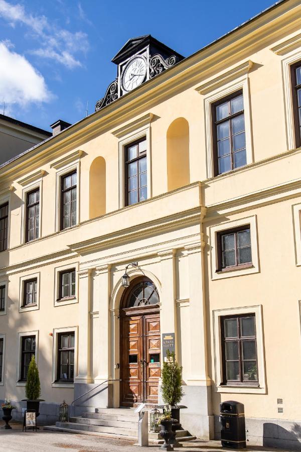 Готель Ranaes Slott Ranas Екстер'єр фото