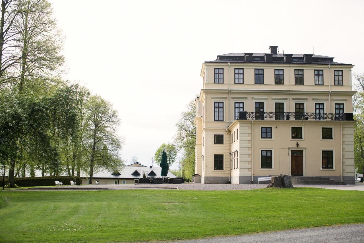 Готель Ranaes Slott Ranas Екстер'єр фото