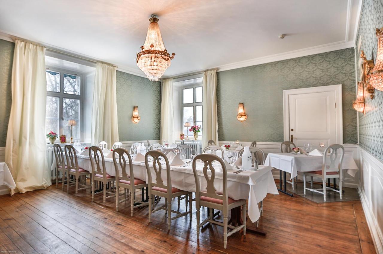 Готель Ranaes Slott Ranas Екстер'єр фото