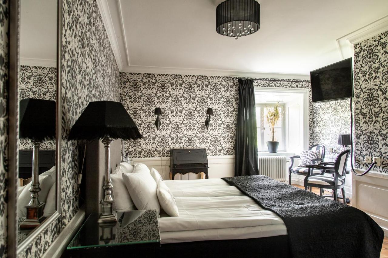 Готель Ranaes Slott Ranas Екстер'єр фото
